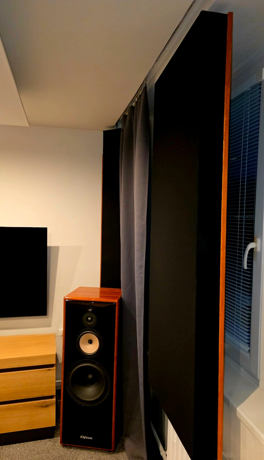 Zavěšený panel The Sound Doctor